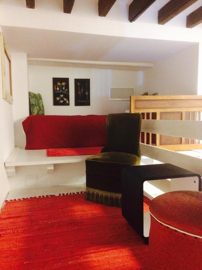 Albergue Barrio Boutik Long Alicante